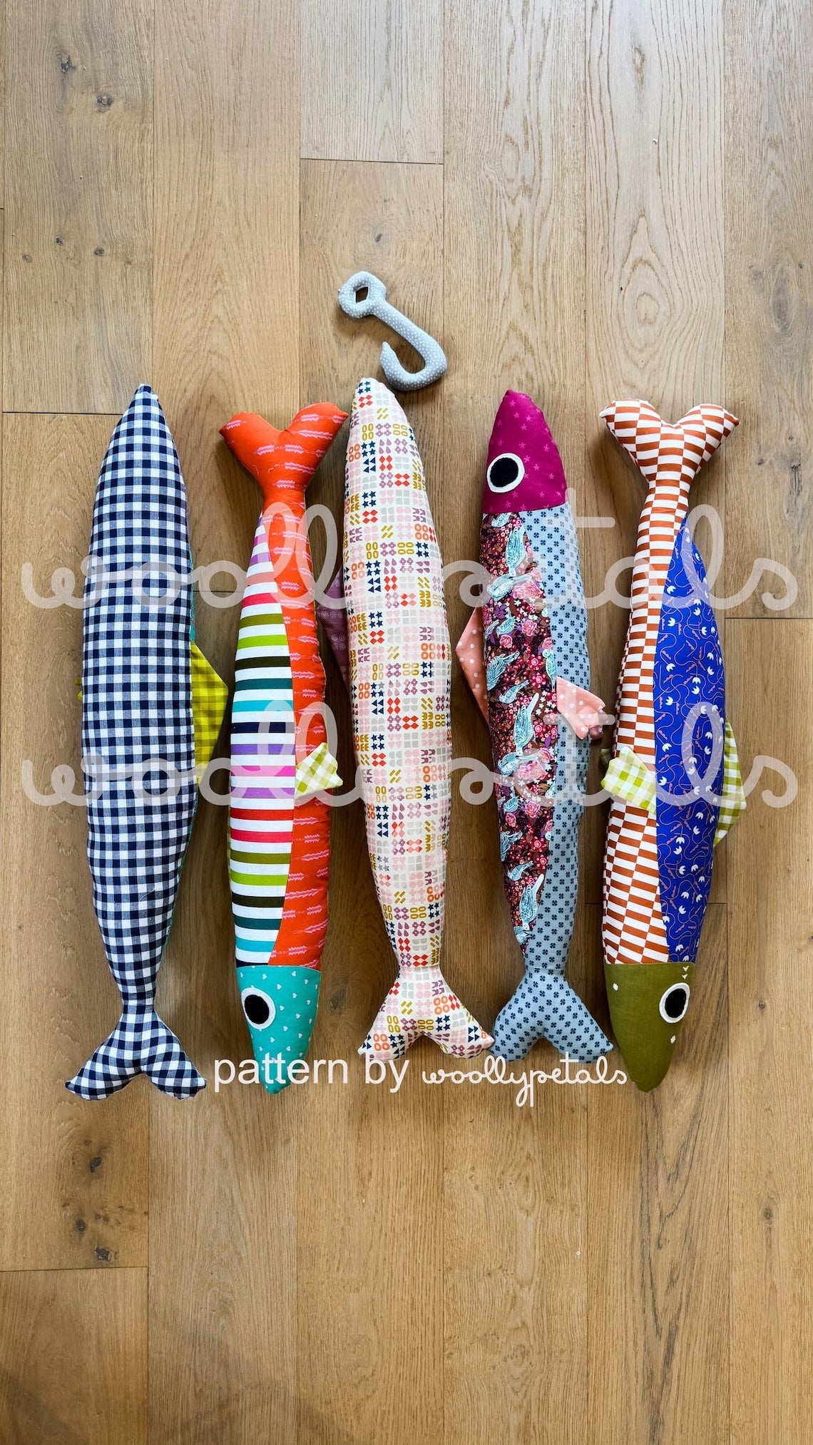 Sardine Pillow PDF Pattern by woollypetals to make 36" and 24" Sardine Pillows
