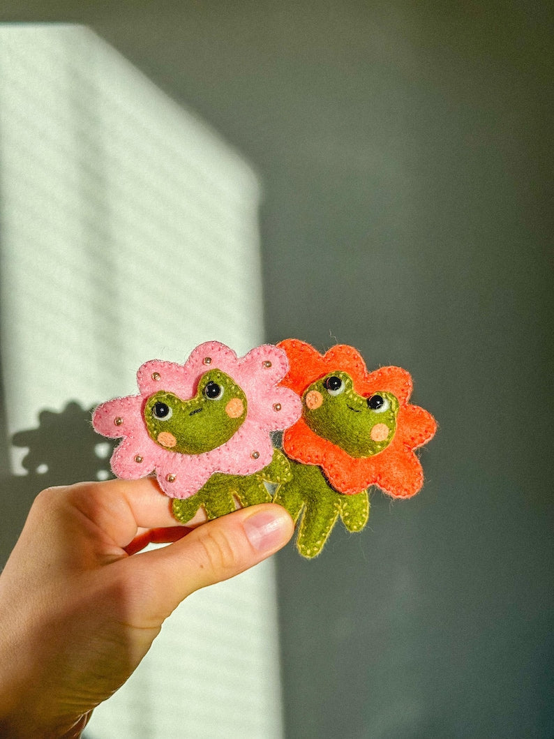 Felt Frog Sewing Pattern: Beginner Friendly Plushie DIY (PDF Pattern)