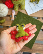 Felt Frog Sewing Pattern: Beginner Friendly Plushie DIY (PDF Pattern)